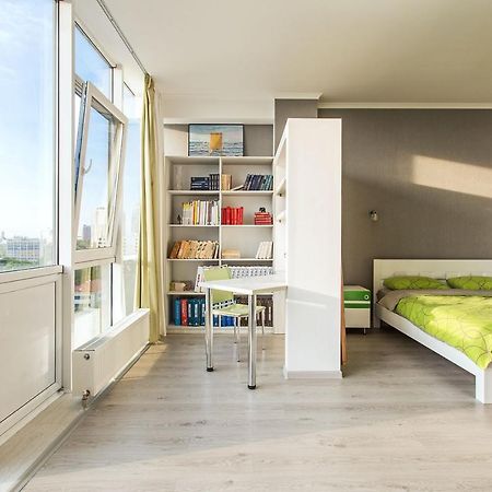 Gagarin Plaza Apartment 70 Square Metres On 12Th Floor Одеса Екстериор снимка