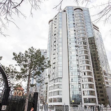 Gagarin Plaza Apartment 70 Square Metres On 12Th Floor Одеса Екстериор снимка